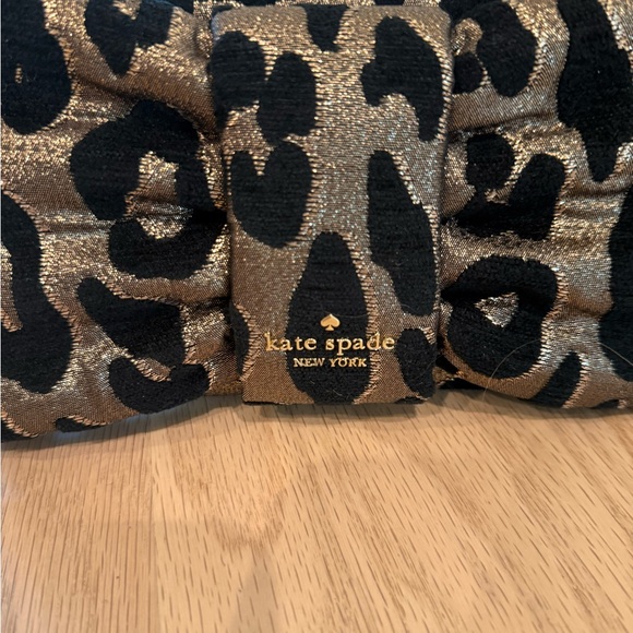 NWT Kate Spade Medium Leopard Bow Wristlet - Picture 2 of 4